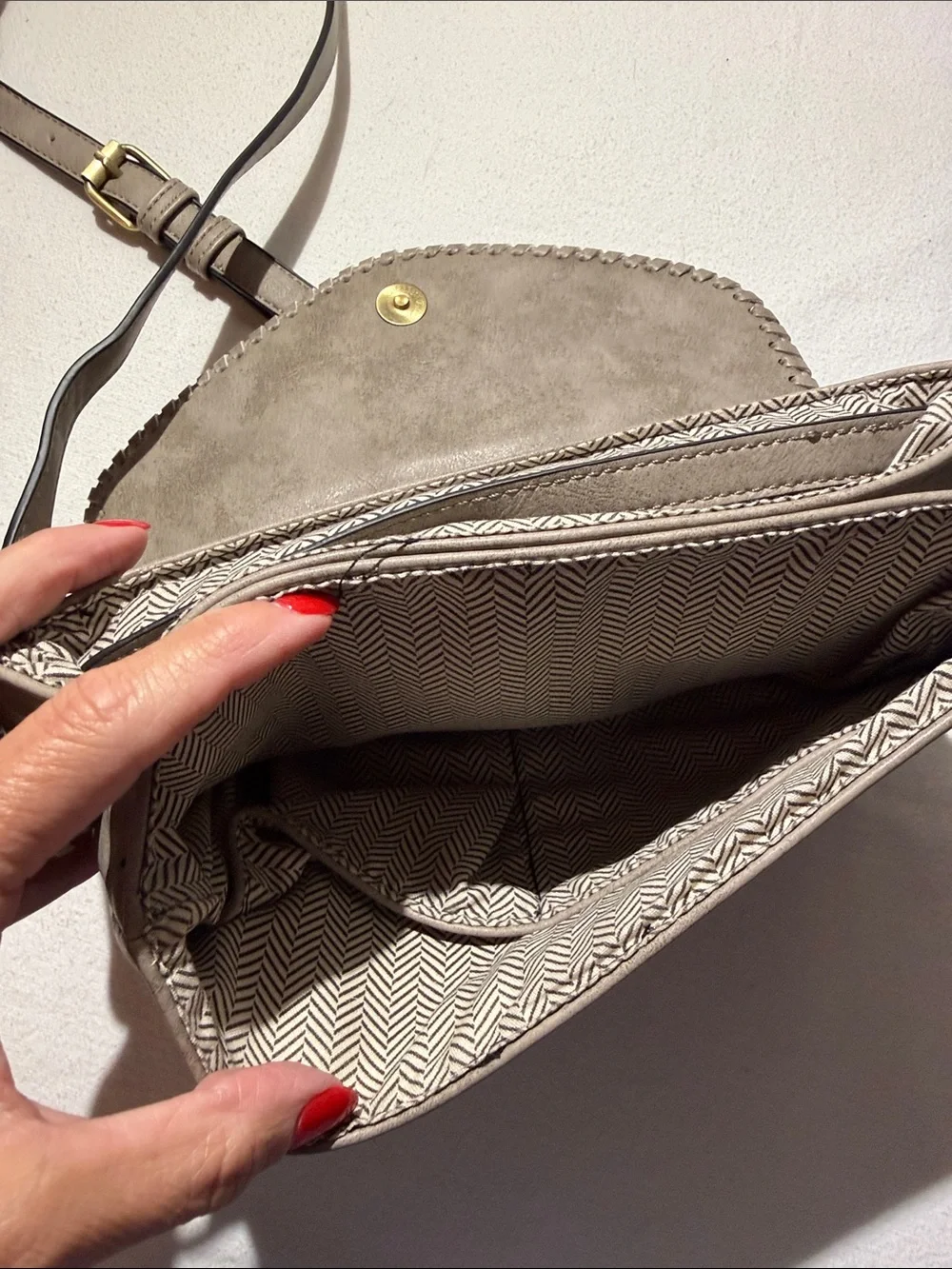 Jen &Co Classic Grey Women's Crossbody Bag